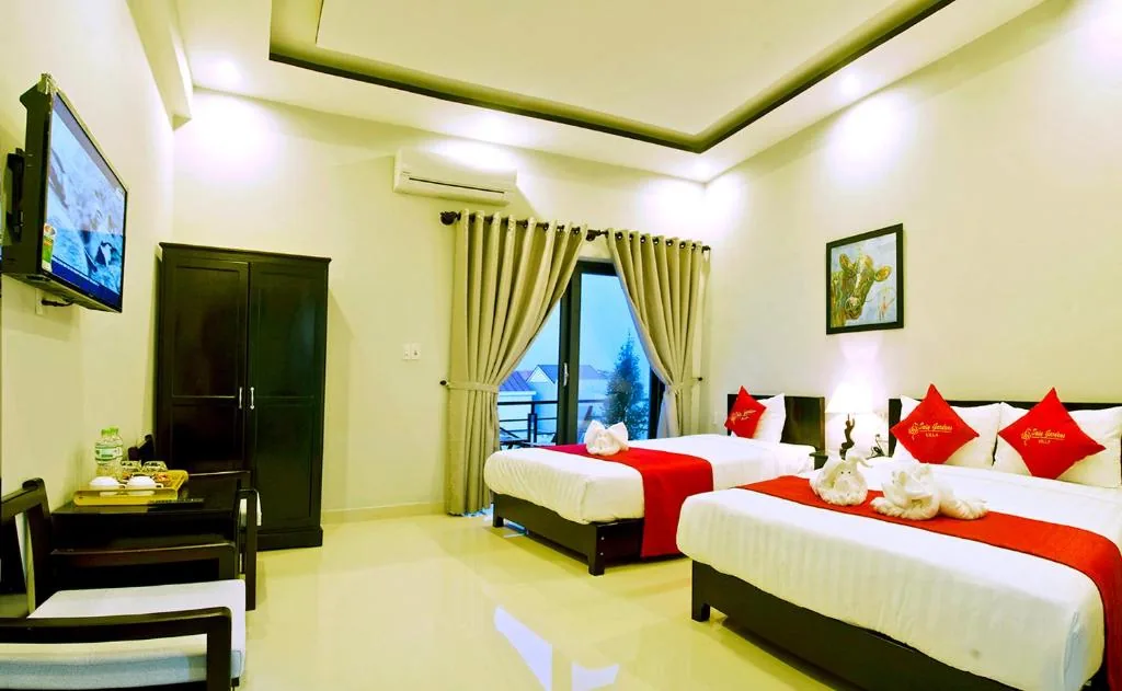 Family Room (4 Adults) — Daisy Garden Villa Hoi An