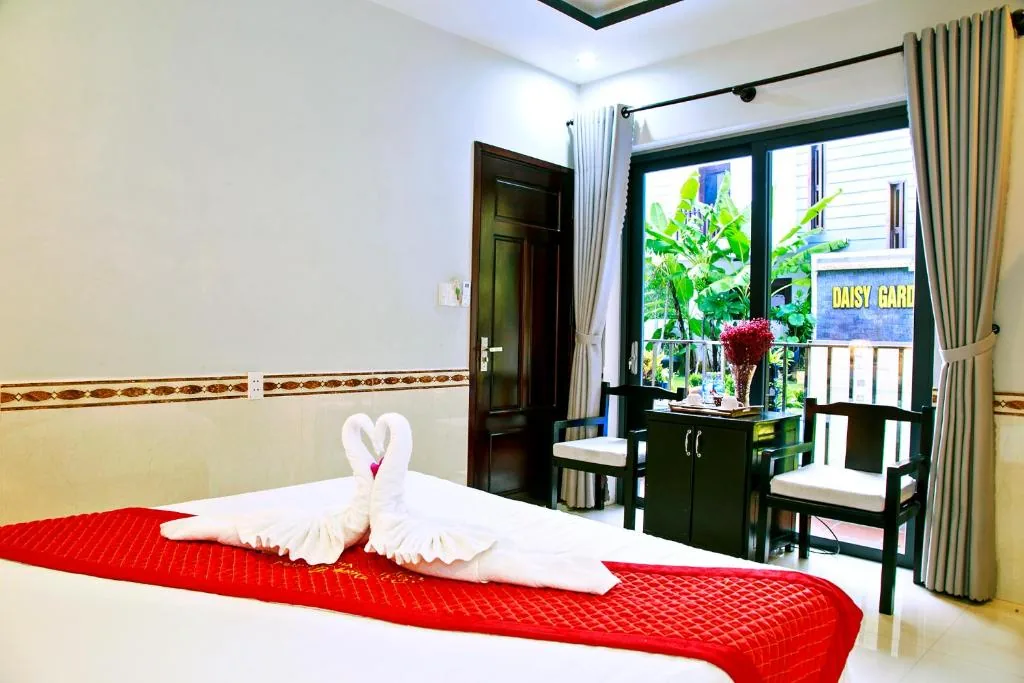 Superior Double Room — Daisy Garden Villa Hoi An